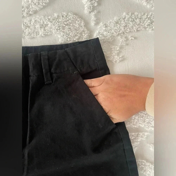 Banana Republic Flat-Front Chino Short - Picture 6 of 11